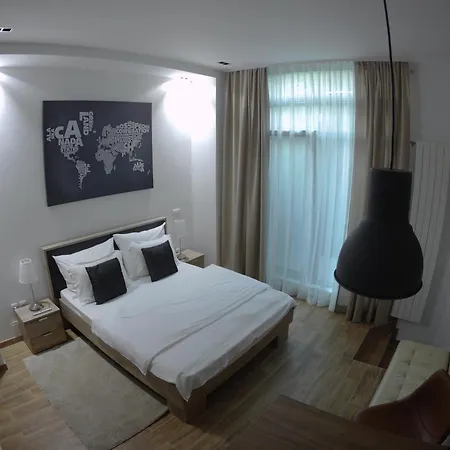 Apartment M48